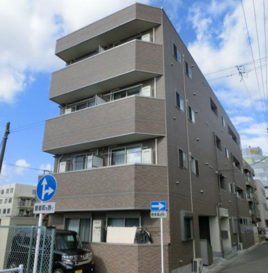 プラチナレジデンス　１０３の外観