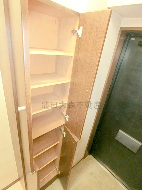 クレッセント下丸子の収納|玄関収納