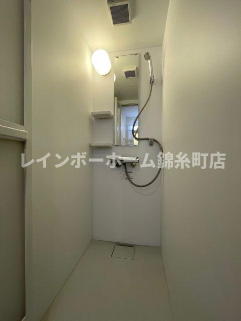 リッツ北千住のシャワールーム