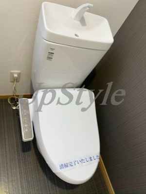 【トイレ】 | ウエストコート六町