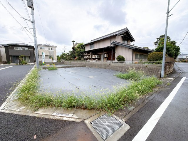 さいたま市北区別所町の前面道路含む現地写真