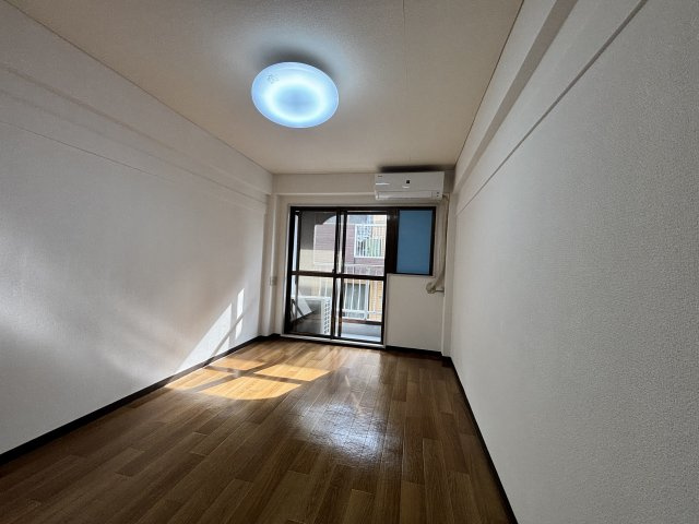 【居間・リビング】 | アバンティ東岸和田4番館