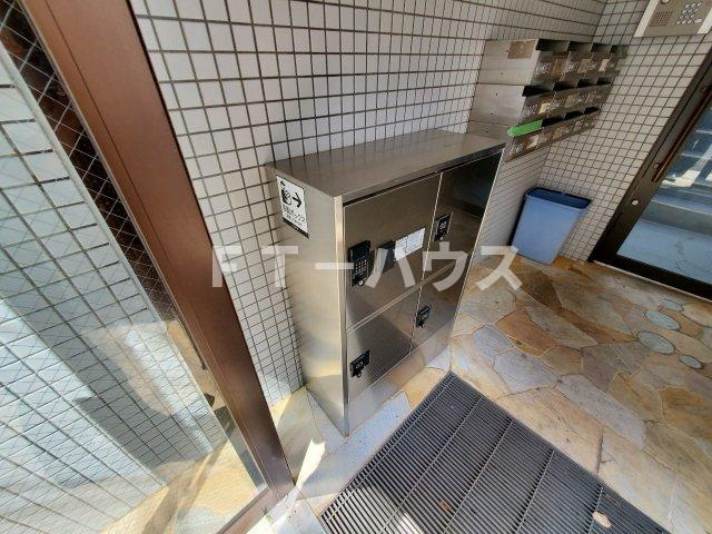 ジュネパレス津田沼第5のロビー