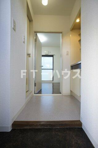 ジュネパレス津田沼第5の玄関