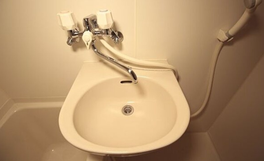 カサフローラの洗面所