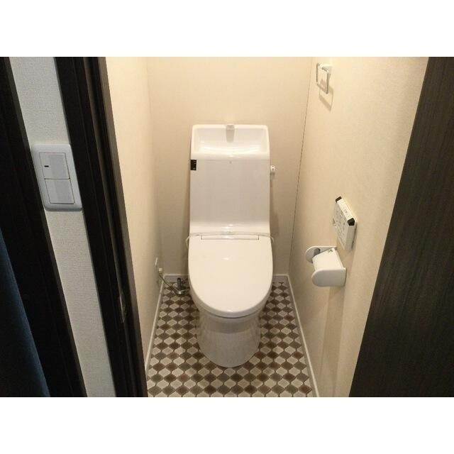リュミエ妙蓮寺のトイレ