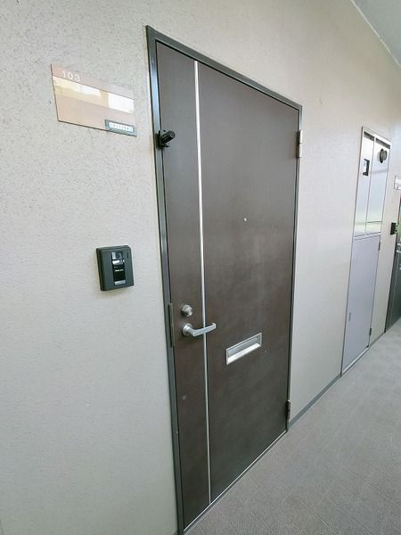 プロスペラルの玄関