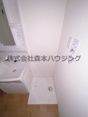 【設備】 | 　ルーチェイワフネ | 室内洗濯機置き場です