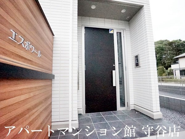 エスポワールのエントランス