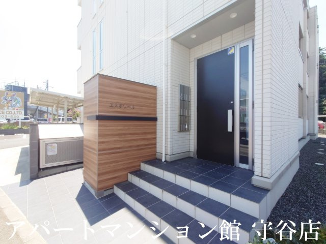 エスポワールのエントランス