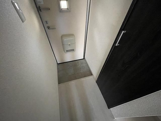 【玄関】