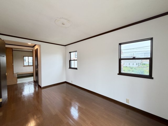【洋室】 | 久喜市西大輪　中古戸建