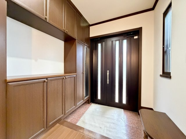 【玄関】 | 久喜市西大輪　中古戸建