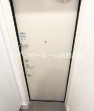 リオン高根台の玄関