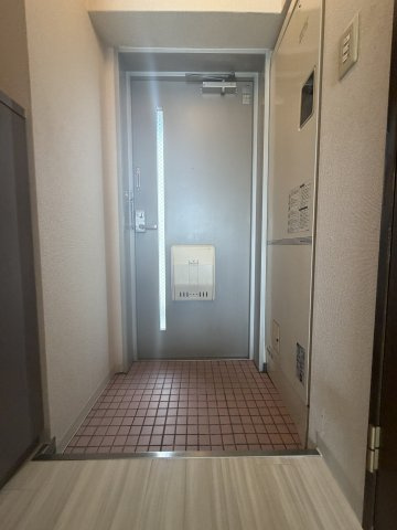 立花アスペンハウスの玄関