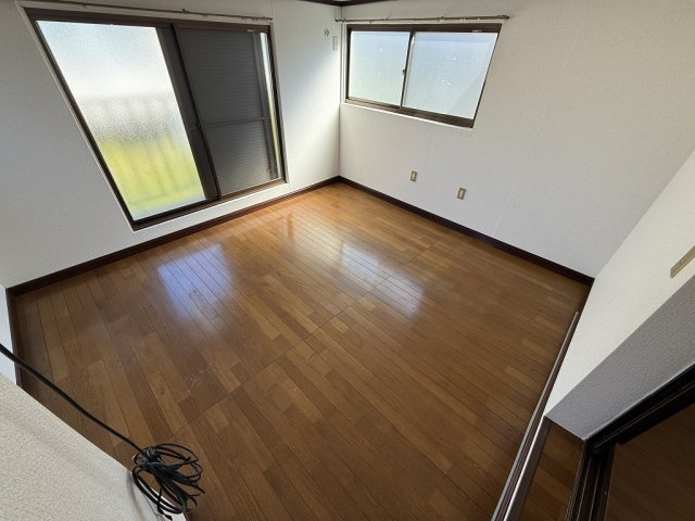 南花屋敷4丁目貸家の寝室