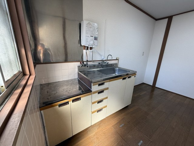 南花屋敷4丁目貸家のキッチン