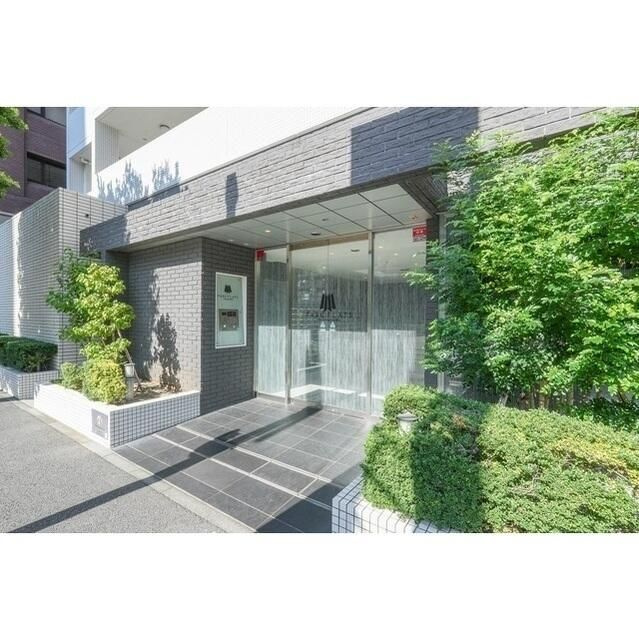 パークフラッツ横濱公園のエントランス