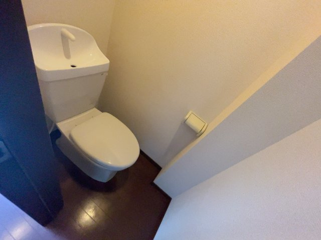 アンプルール リーブル フラッツマルシェのトイレ