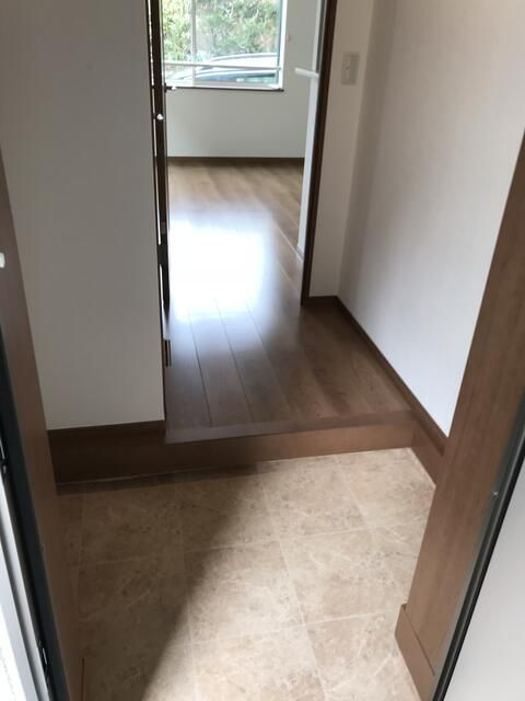 クレール上池台の玄関