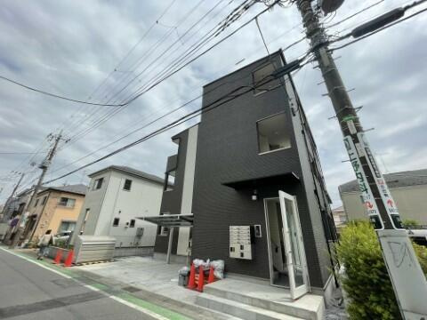 レア松戸のエントランス