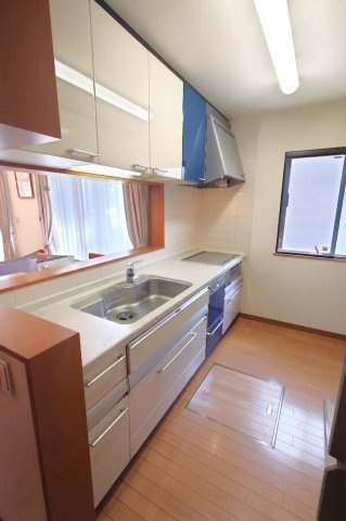 国立市矢川３丁目　中古戸建のキッチン