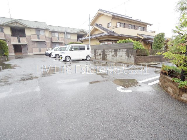 リーベンハウスの駐車場