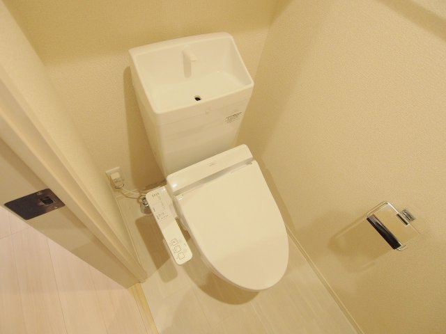 広島市安佐南区大町東３丁目のアパートのトイレ