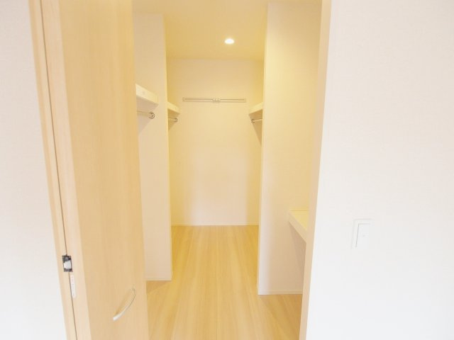 広島市安佐南区大町東３丁目のアパートの収納