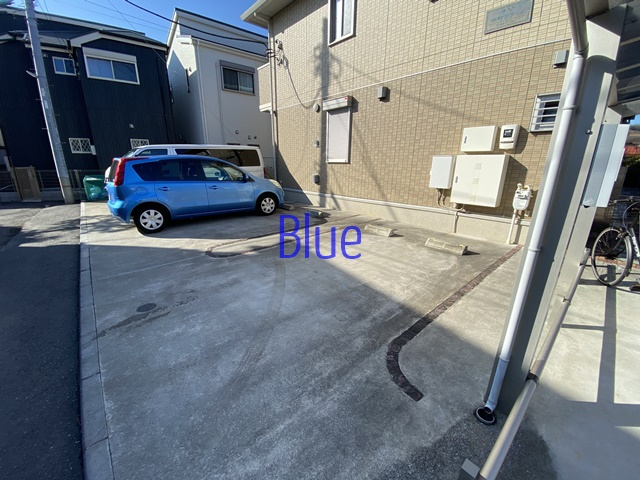 【駐車場】