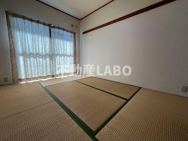 アビタシオン九条の和室