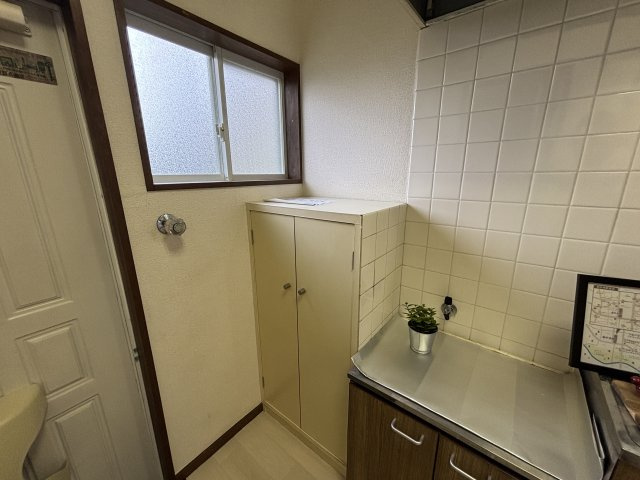 丘の上のアトリエのその他