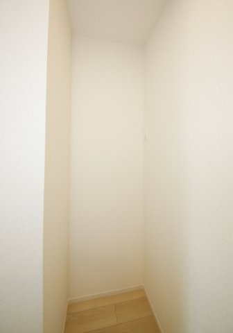 ファミールシャトーAの収納