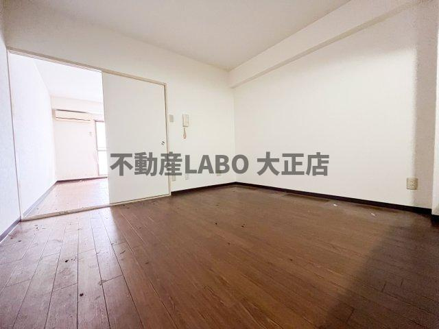 コート幸町の居間・リビング