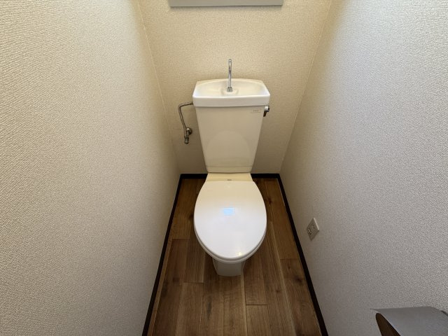 市隆ハイツ立花2番館のトイレ
