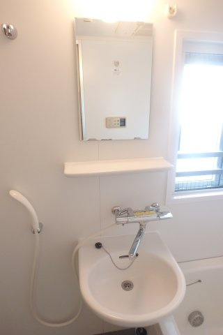 ラ・ベル元住吉の洗面所|他のお部屋の参考写真となります。