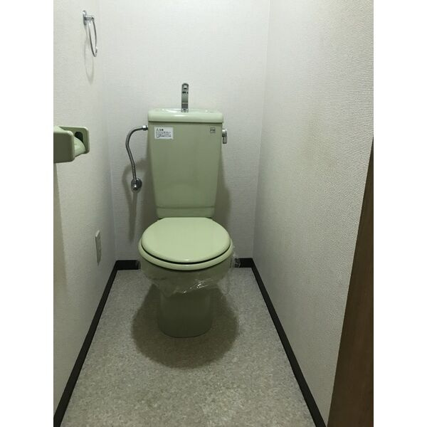 名古屋市守山区瀬古東３丁目の賃貸マンションのトイレ