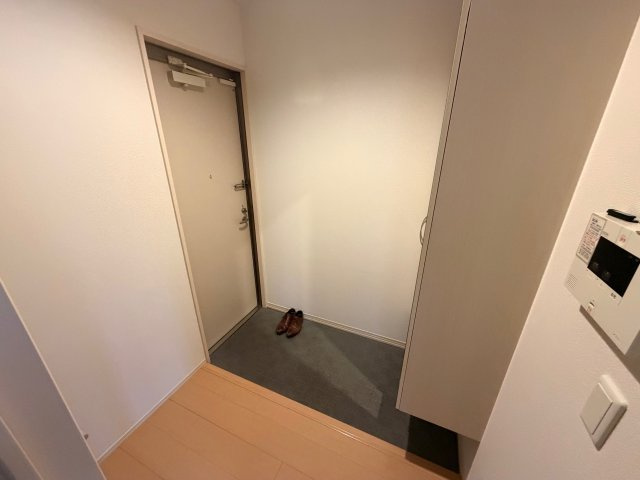 GI-ZⅢの玄関