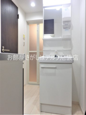 グランクオール練馬春日町の独立洗面台|同仕様
