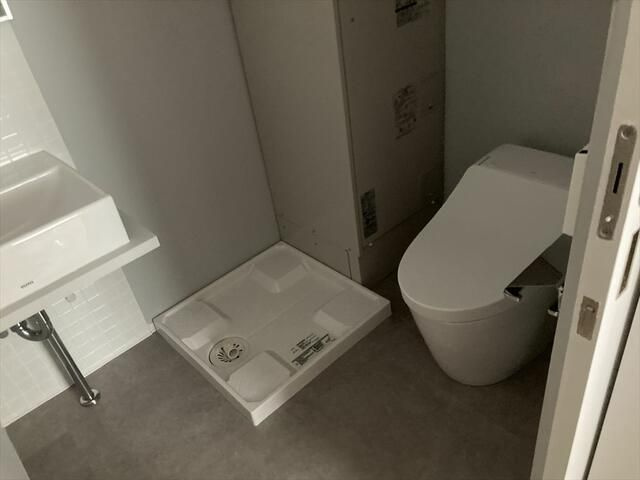 グランドソレイユ鷹番のトイレ