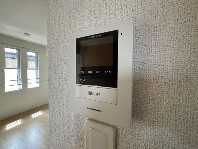 シャラの内装