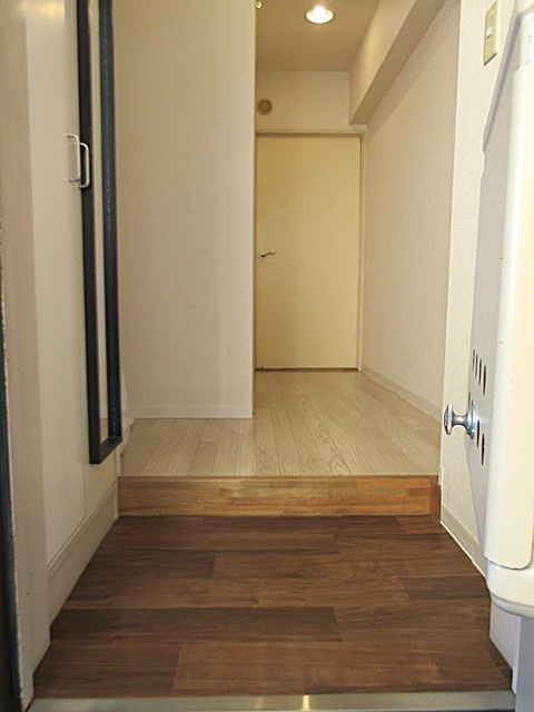 ライオンズマンション吉野町第１２の玄関|※現況優先