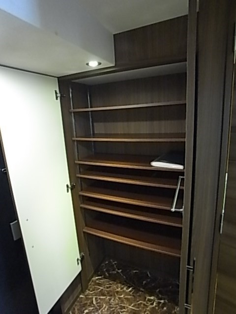 尼崎市東難波町５丁目の賃貸マンション