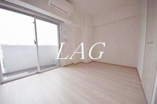 【居間・リビング】 | ライジングプレイス綾瀬二番館 | 洋室のお部屋です。