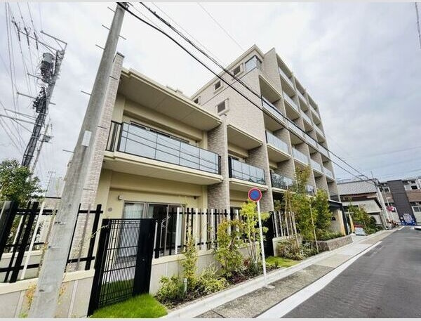 ドルチェヴィータ名古屋則武の外観