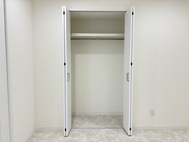 アーティックス大手町の収納|使い勝手の良いクローゼットを完備！お部屋をすっきり保てます♪