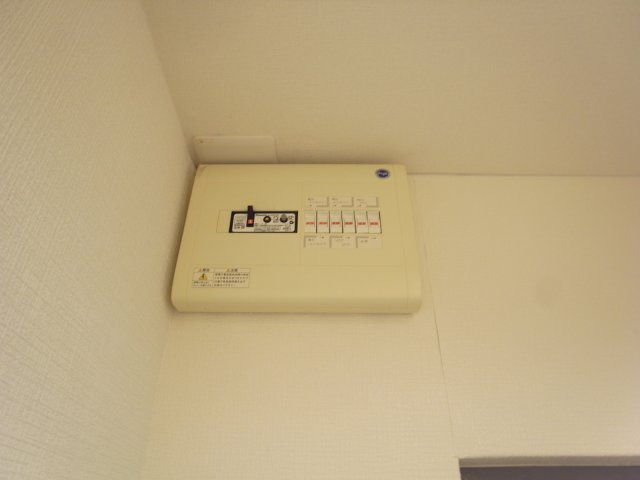 大阪市淀川区東三国４丁目の店舗事務所