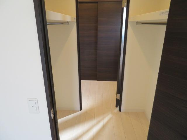 オランジュリー御器所の玄関