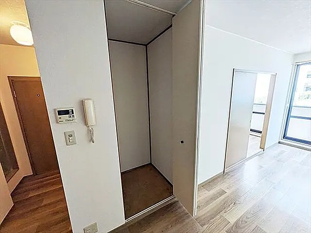 芦屋市春日町の賃貸マンションの収納