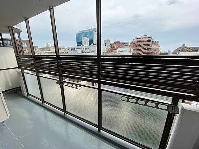 神戸市東灘区本山中町４丁目の賃貸マンションのバルコニー